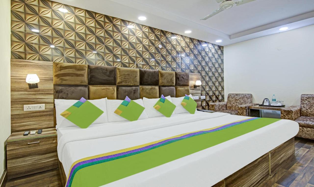 โฮเต็ล ไซน์ คอนทิเน็นทอล Hotel เดลี ภายนอก รูปภาพ